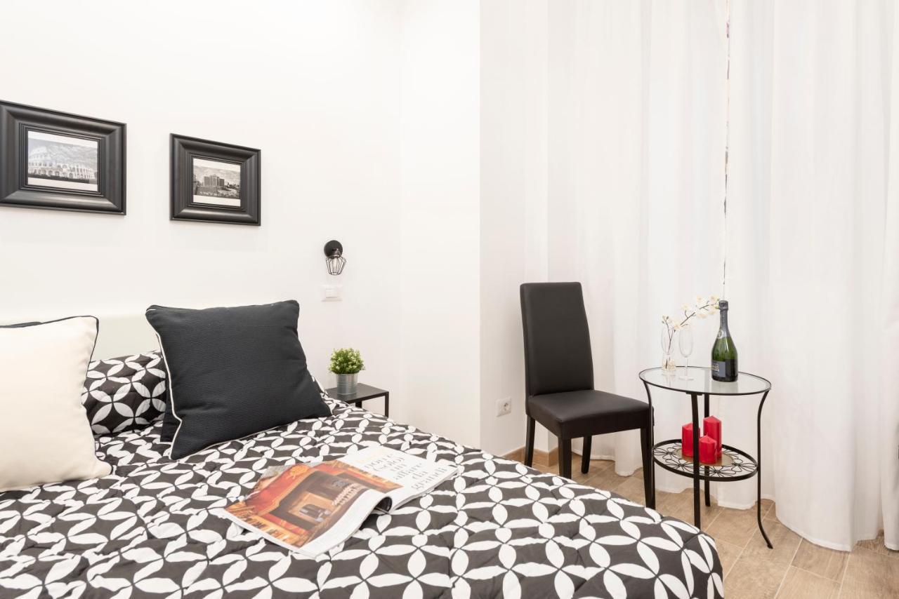 Black Rooms Colosseo Roma Ngoại thất bức ảnh