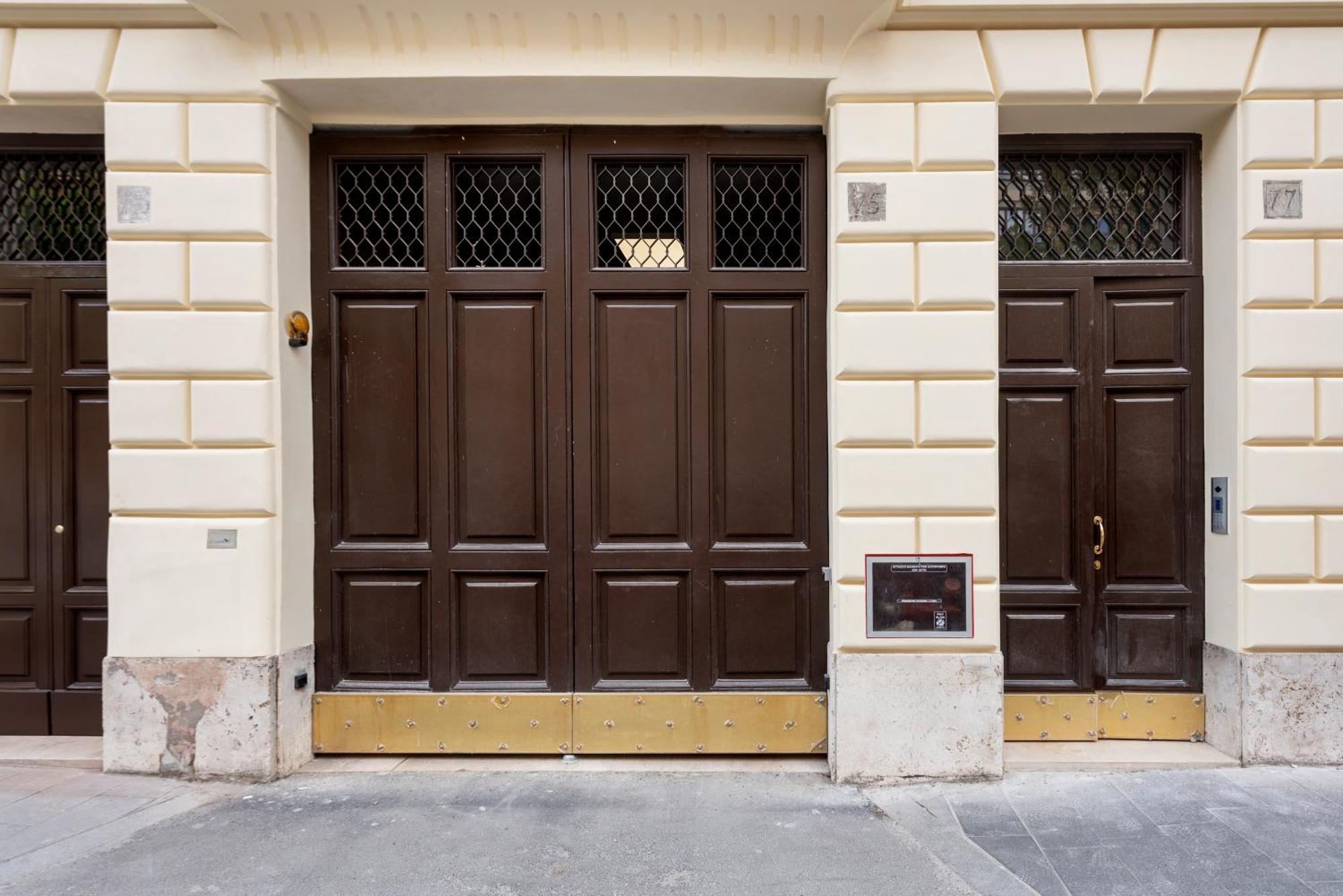 Black Rooms Colosseo Roma Ngoại thất bức ảnh