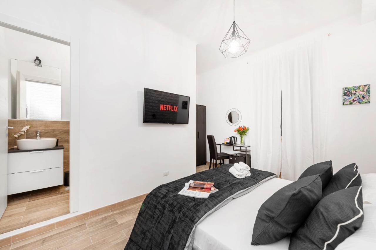 Black Rooms Colosseo Roma Ngoại thất bức ảnh