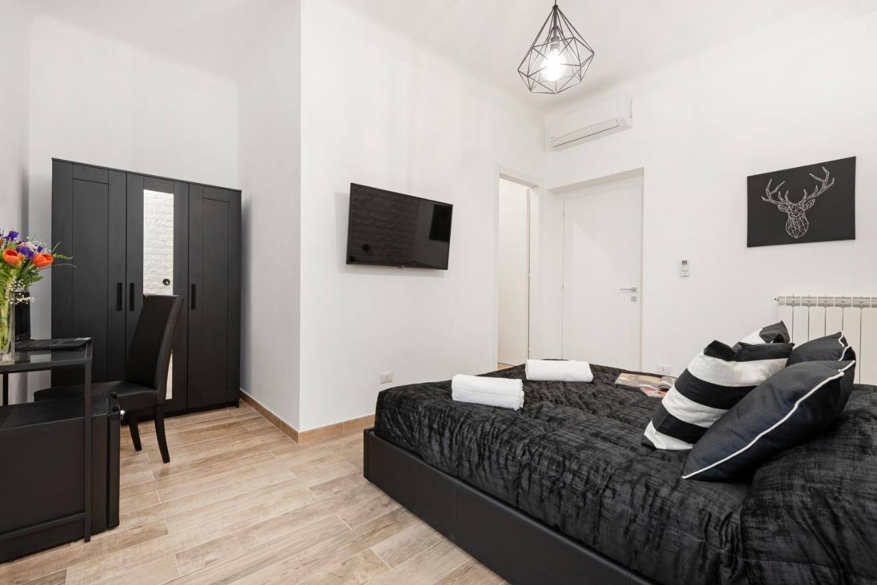 Black Rooms Colosseo Roma Ngoại thất bức ảnh